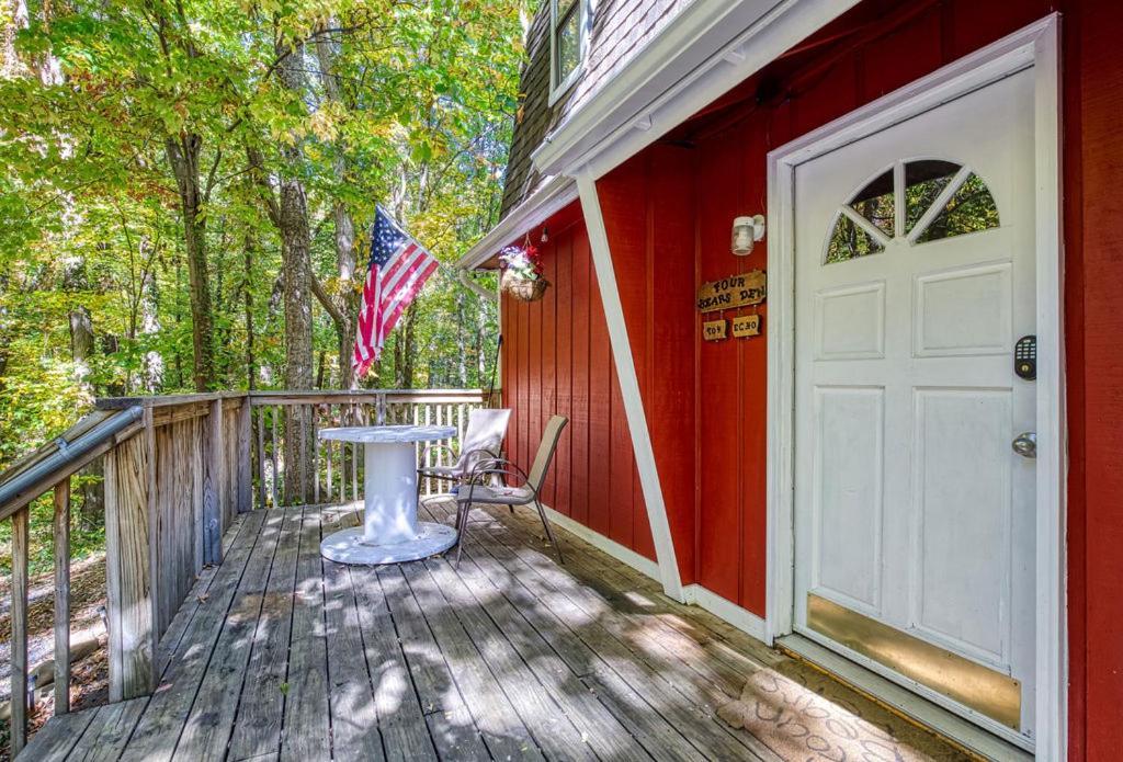 גטלינבורג Four Bears Den, Hot Tub, 1089 Of Free Attraction Tickets For Each Paid Day, Dollywood And More מראה חיצוני תמונה