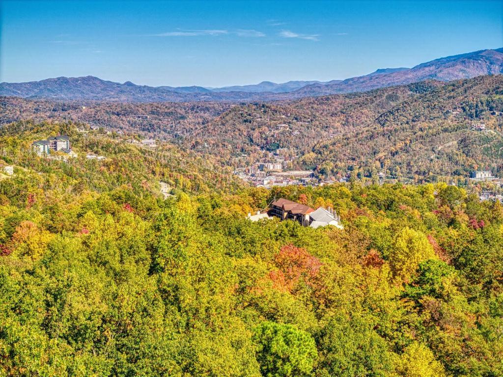 גטלינבורג Four Bears Den, Hot Tub, 1089 Of Free Attraction Tickets For Each Paid Day, Dollywood And More מראה חיצוני תמונה